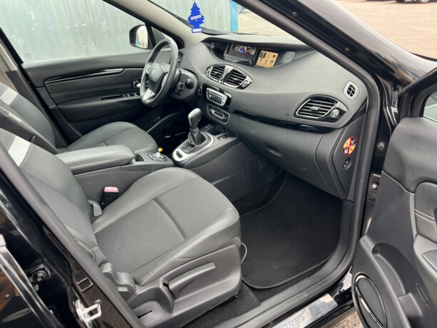 Renault Grand Scenic III · 2-й рестайлинг, 7 мест, 2013 г.