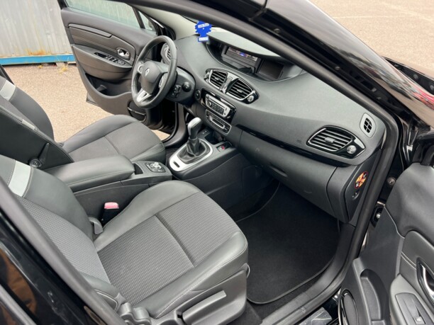 Renault Grand Scenic III · 2-й рестайлинг, 7 мест, 2013 г.