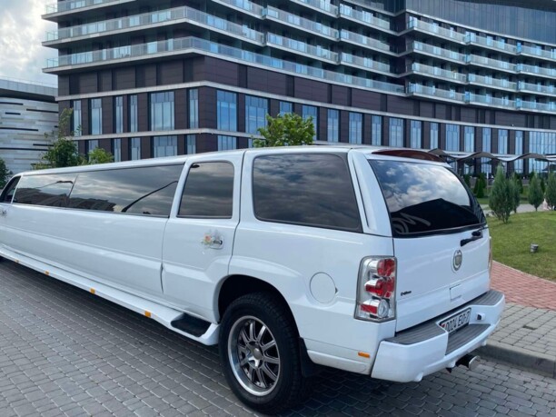 Cadillac Escalade II, 2002 г.