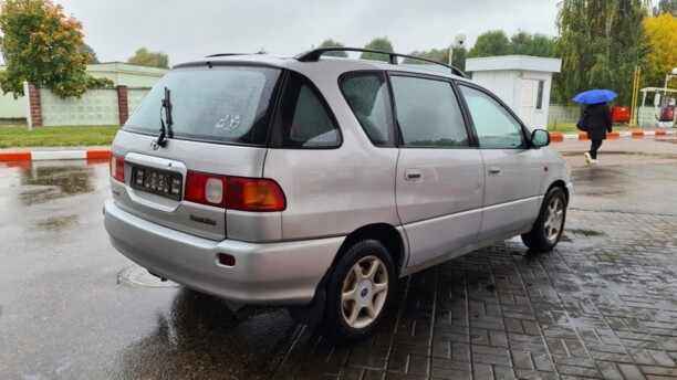 Toyota Picnic I, 1999 г.