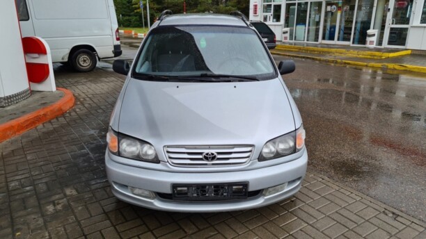Toyota Picnic I, 1999 г.