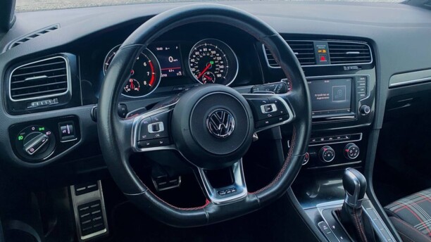 Volkswagen Golf GTI VII, 2017 г.