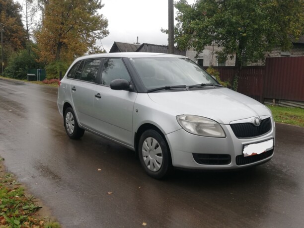 Skoda Fabia 5J, 2009 г.