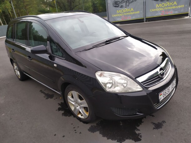 Opel Zafira B · Рестайлинг, 7 мест, 2009 г.