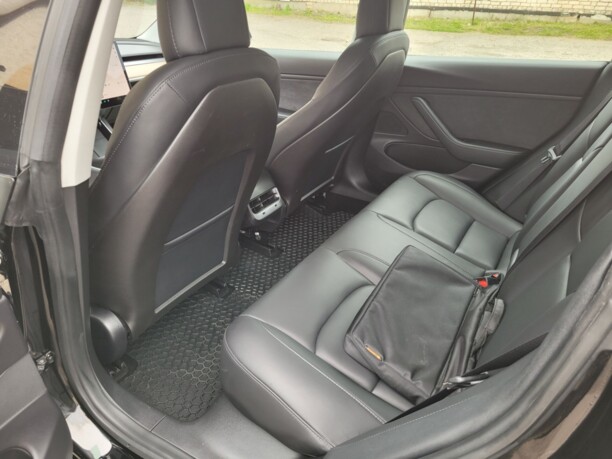 Tesla Model 3, 2019 г.