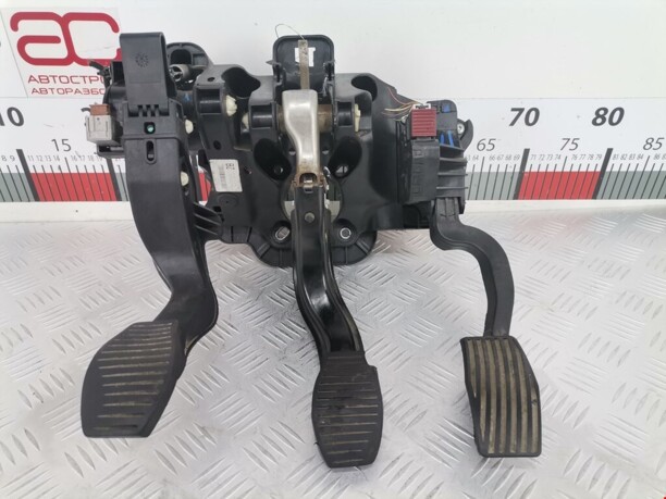 Блок педалей в сборе для Opel Corsa D 2006 - 2011