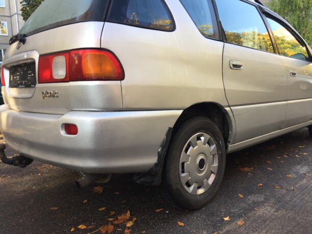 Toyota Picnic I, 7 мест, 1999 г.