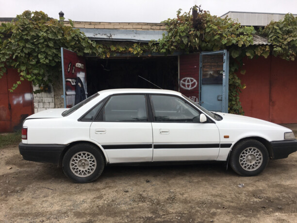 Mazda 626 III, 1990 г.