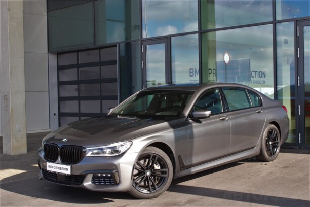 BMW 7 серия G12 (Long), 2016 г.