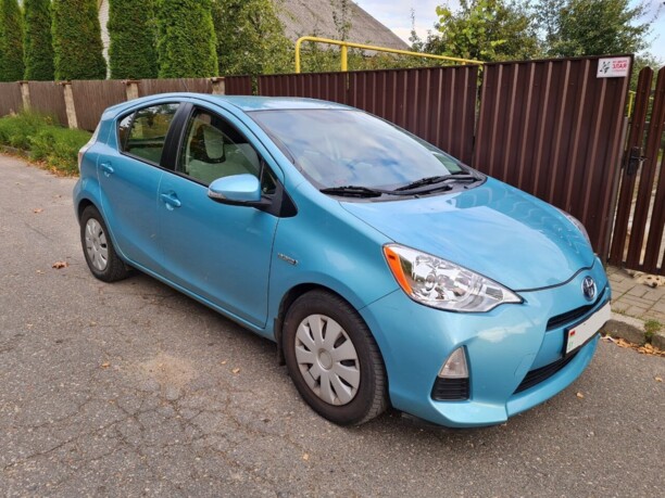Toyota Prius C I, 2013 г.