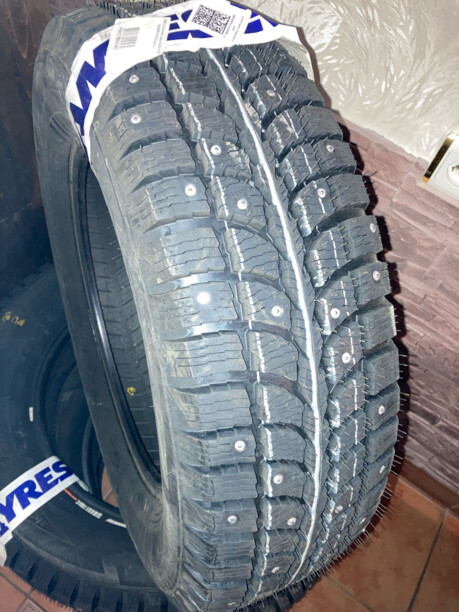 Легковые шины КАМА 195/65 R15 4 шт.