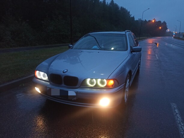 BMW 5 серия E39, 2002 г.