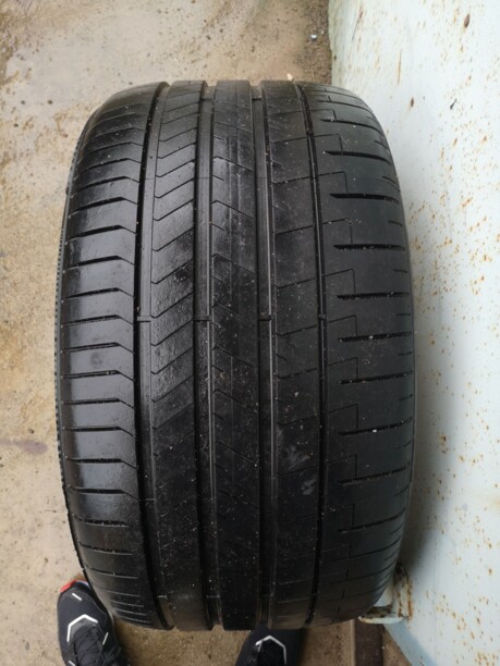 Легковые шины Pirelli pzero 315/35 R20 2 шт.