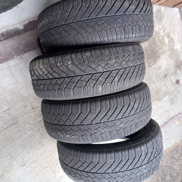 Легковые шины Continental 205/55 R16 4 шт.