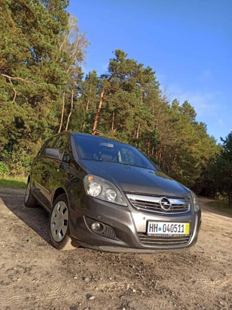 Opel Zafira B · Рестайлинг, 7 мест, 2011 г.