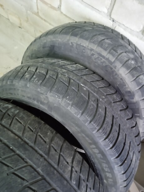Легковые шины Michelin альпин 195/65 R15 4 шт.