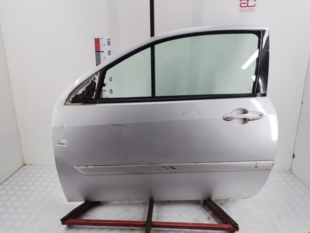 Левая передняя дверь для Ford Focus I 1998 - 2001