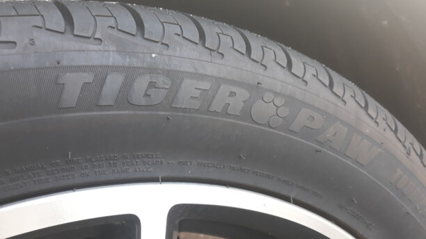 Легковые шины Uniroyal Tiger Paw 255/45 R19 4 шт.