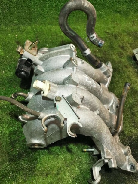Впускной коллектор в сборе для Rover 400 HH-R 1995 - 2000