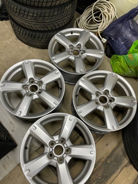 R17 Toyota 7x17 5x114.3 4 шт.