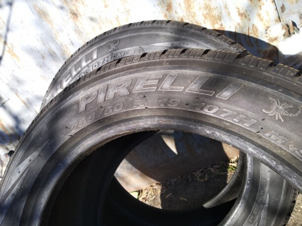 Легковые шины Pirelli Scorpion ice snow 255/50 R19 4 шт.