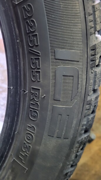 Легковые шины Tigar Ice 225/55 R19 4 шт.