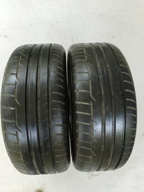 Легковые шины Dunlop 225/50 R17 2 шт.