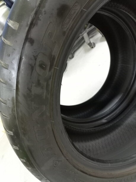 Легковые шины Dunlop 225/50 R17 2 шт.