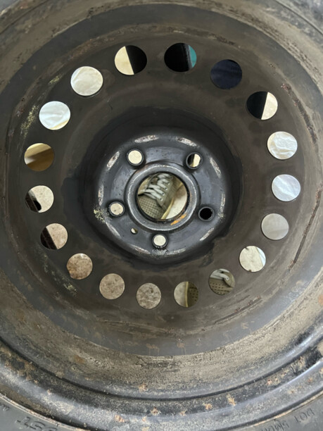 Легковые шины Hankook m+s 195/65 R15 4 шт.