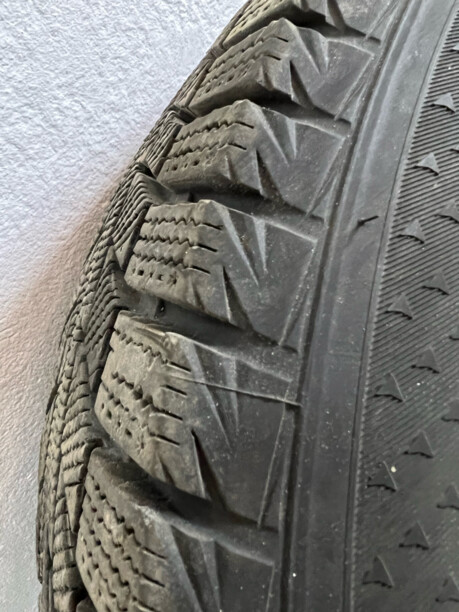 Легковые шины Hankook m+s 195/65 R15 4 шт.