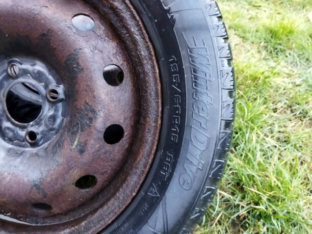 Легковые шины Nokian 195/65 R15 4 шт.