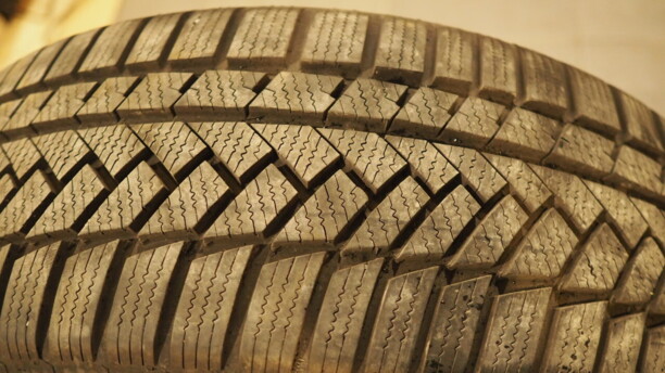 Легковые шины Continental ts850p 225/55 R17 2 шт.