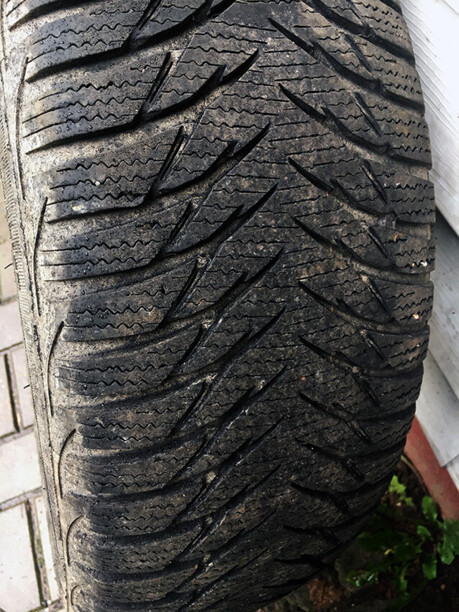 Легковые шины GoodYear Goodyear Ultra Grip 205/60 R15 205/60 R15 4 шт.