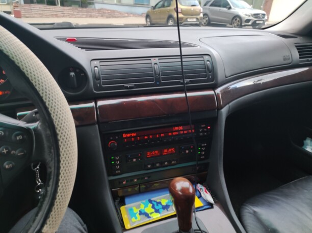 BMW 7 серия E38, 2001 г.