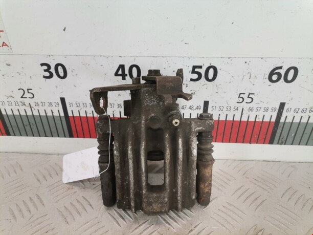 Суппорт для Audi A4 B7 2004 - 2009