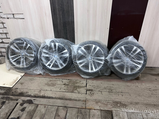 bmw 397 стиль 8x18 5x120 4 шт.