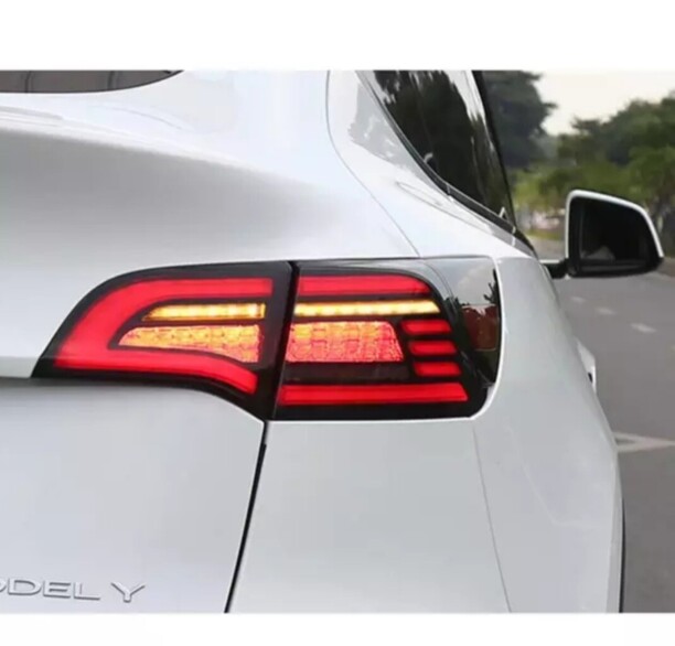 Комплект задних фонарей для Tesla Model 3 I 2017 - ...