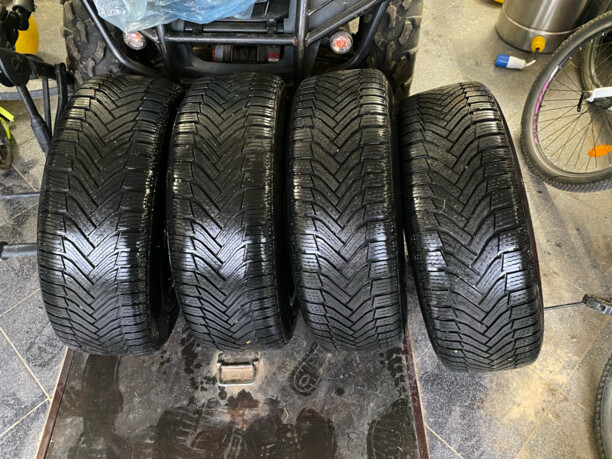 Легковые шины Michelin Alpine 6 225/55 R17 4 шт.
