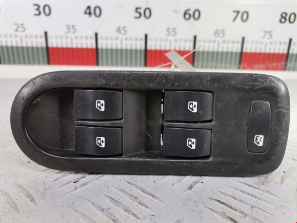Блок управления стеклоподъемниками для Renault Megane II 2002 - 2006