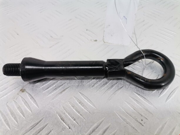 Буксировочный крюк для Nissan Primera P12 2001 - 2012