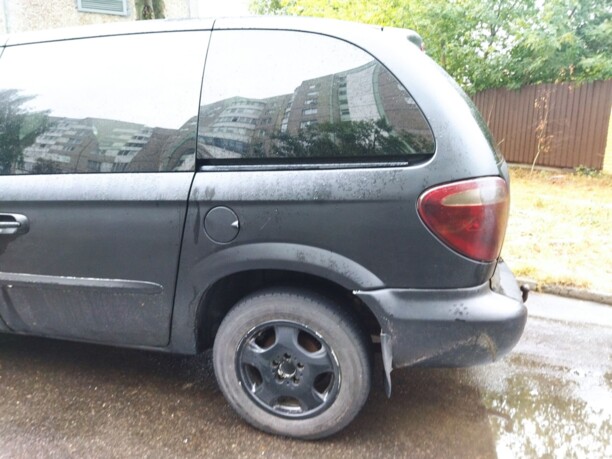 Dodge Caravan IV, 7 мест, 2001 г.