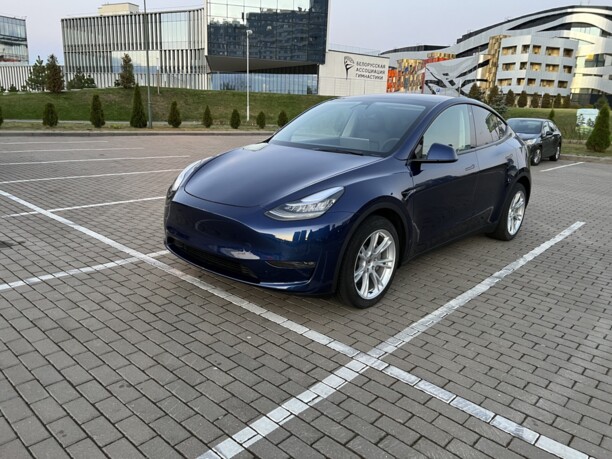 Tesla Model Y, 2021 г.