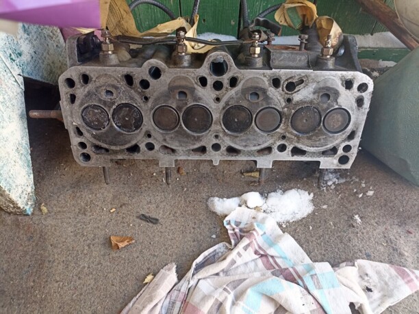 Головка блока цилиндров в сборе для Audi 80 B3 1986 - 1991
