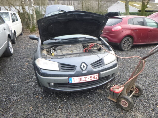 Фара левая в сборе для Renault Megane II 2002-2006