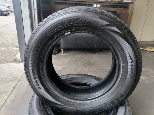 Легковые шины Nexen 225/65 R17 2 шт.