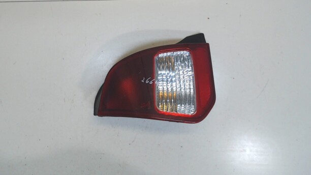 Фонарь задний для Mitsubishi Colt V 1995 - 2003