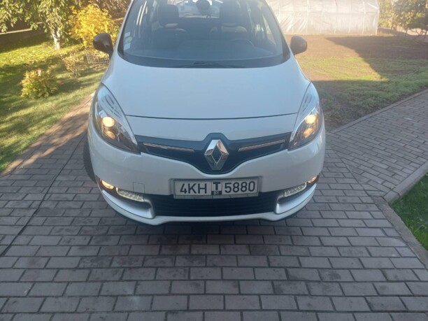 Renault Grand Scenic III · 2-й рестайлинг, 7 мест, 2016 г.