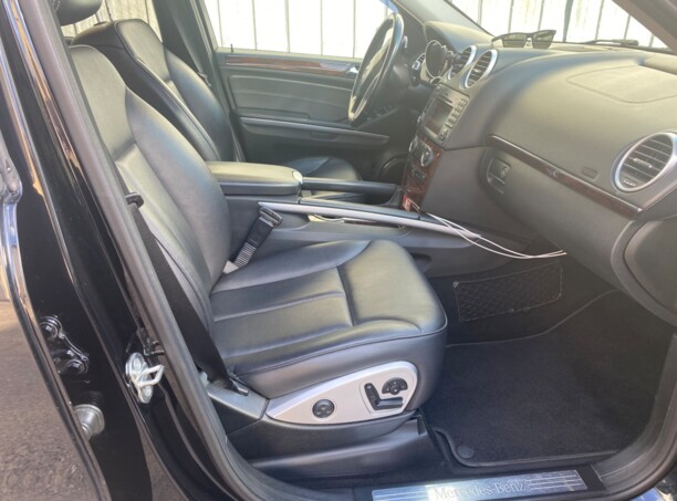 Mercedes-Benz GL-Класс X164 (Рестайлинг), 7 мест, 2011 г.