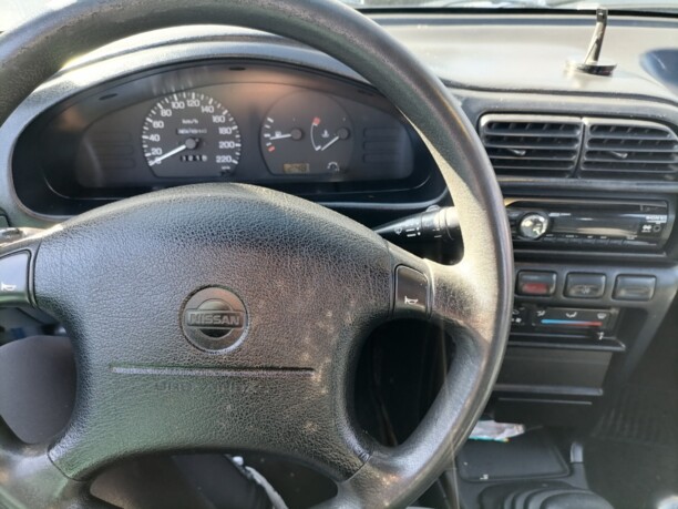 Nissan Sunny N14, 1995 г.