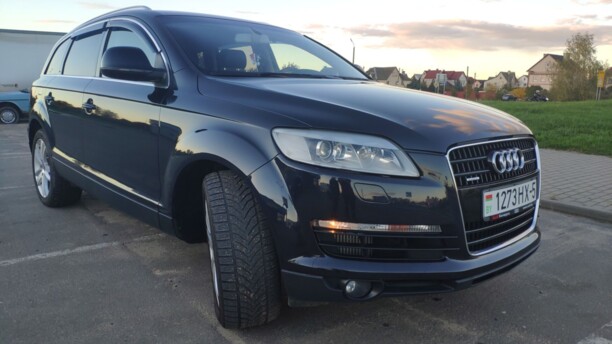 Audi Q7 4L, 7 мест, 2007 г.